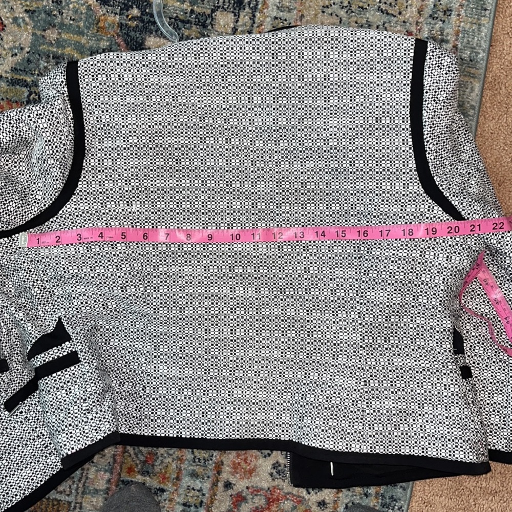 WHBM Jacket - Picture 4 of 5